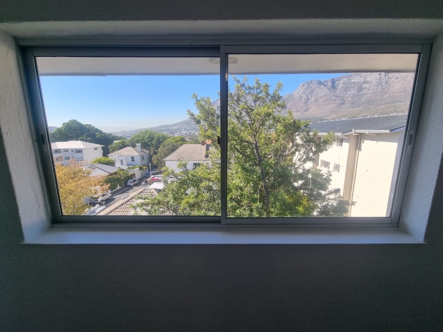 To Let 2 Bedroom Property for Rent in Tamboerskloof Western Cape
